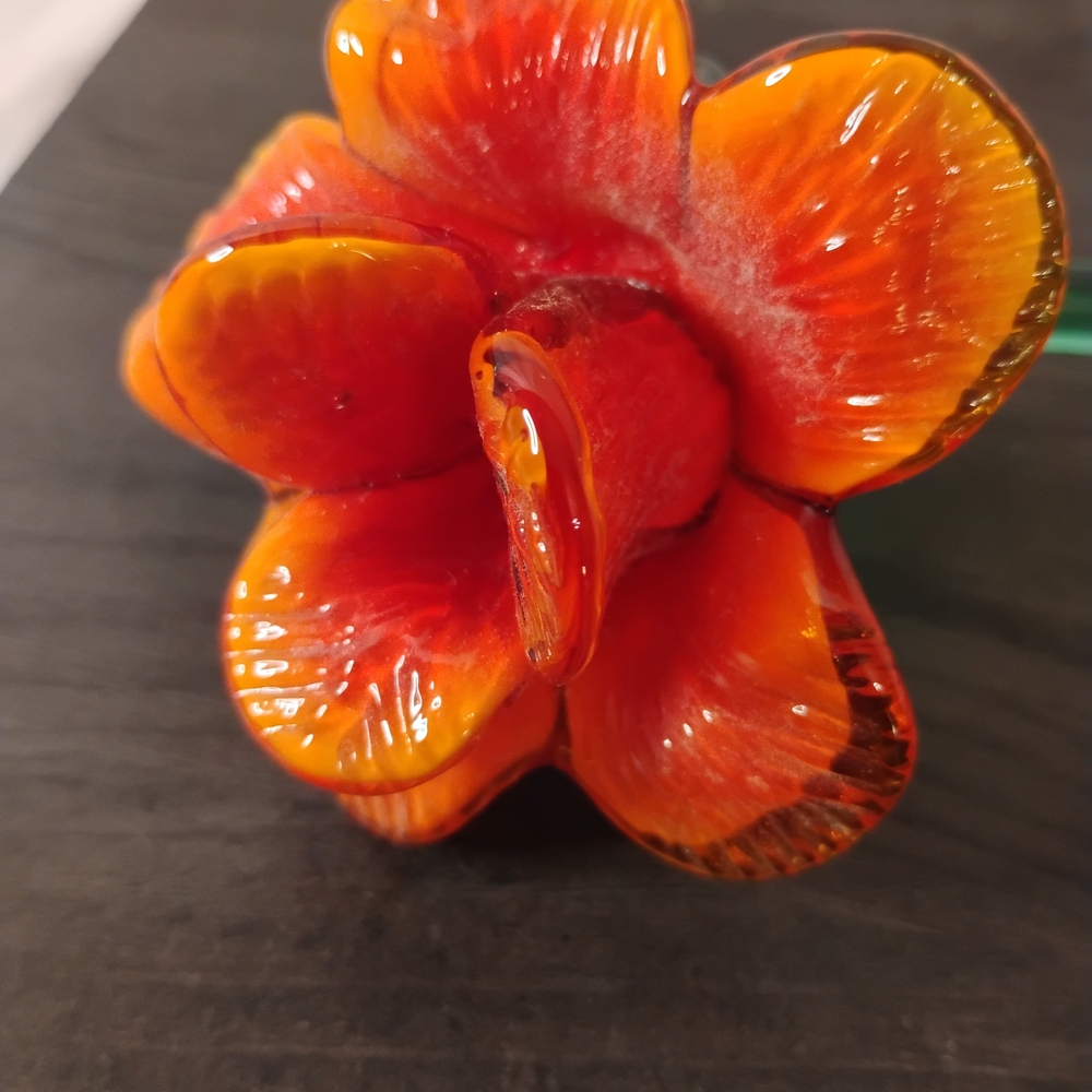 Art Glass Rose & Stem - Picture 2 of 4